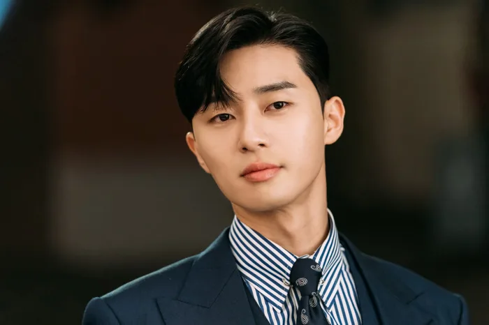 Vận đào hoa Park Seo Joon từ phim tới đời thực: 