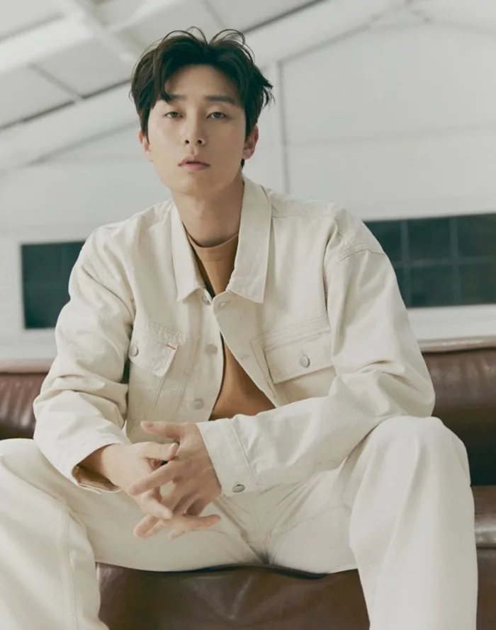 Park Seo Joon nhiễm Covid-19, toàn bộ lịch trình thay đổi làm liên lụy đến  IU và Han So Hee