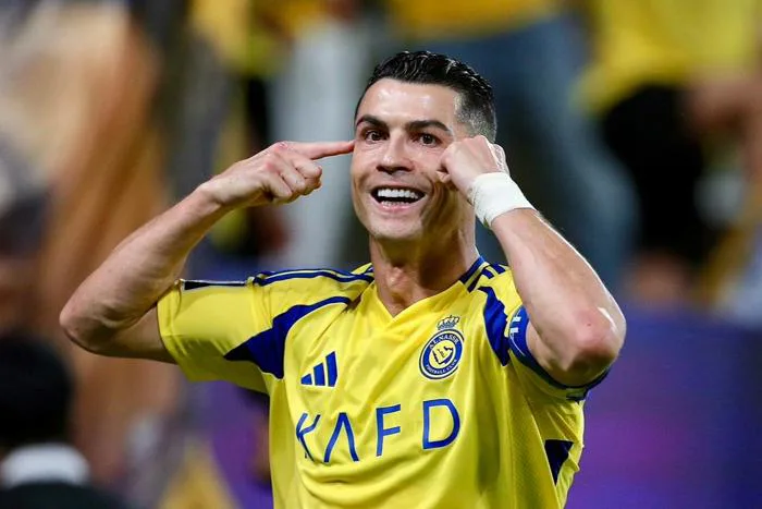 Ronaldo ghi bàn giúp Al Nassr thắng nhà vô địch AFC Champions League | Báo  Dân trí
