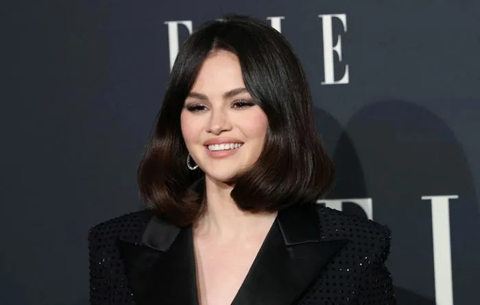 Tỉ phú Selena Gomez quyên góp chữa trị sức khỏe tinh thần cho giới trẻ -  Tuổi Trẻ Online