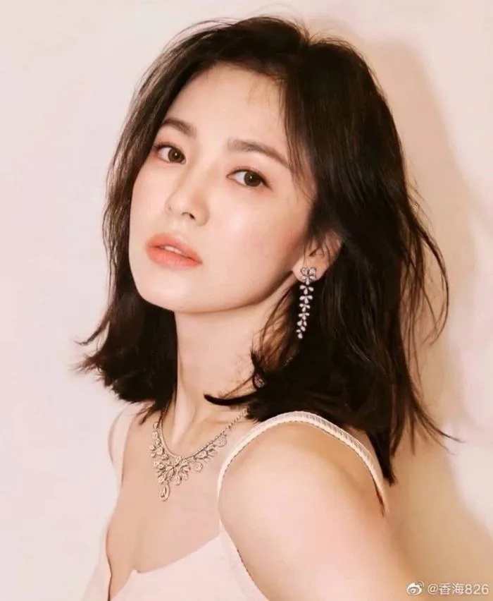 Song Hye Kyo: Không buồn vì tin đồn, hiểu ra nhan sắc không là lợi thế |  Báo Dân trí