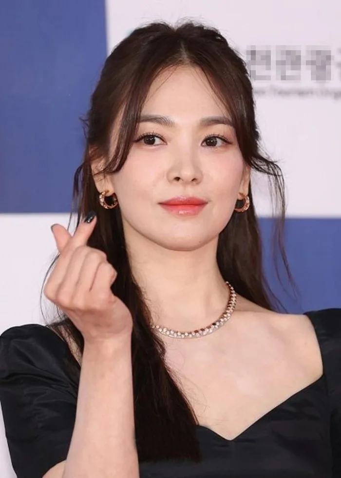 Song Hye Kyo trở lại màn ảnh rộng sau 10 năm