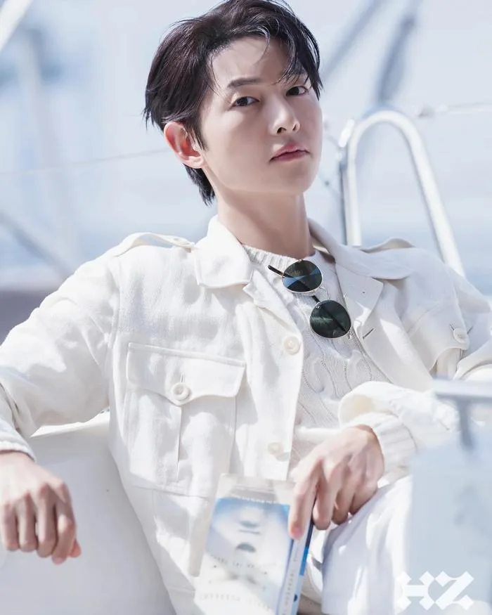 Song Joong Ki ở tuổi 41