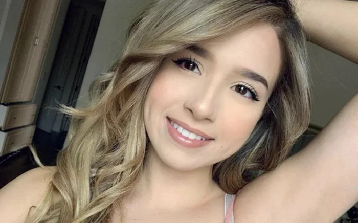 Nữ streamer nổi tiếng nhất thế giới mà không cần khoe ảnh 'mát mẻ' -  Saostar.vn