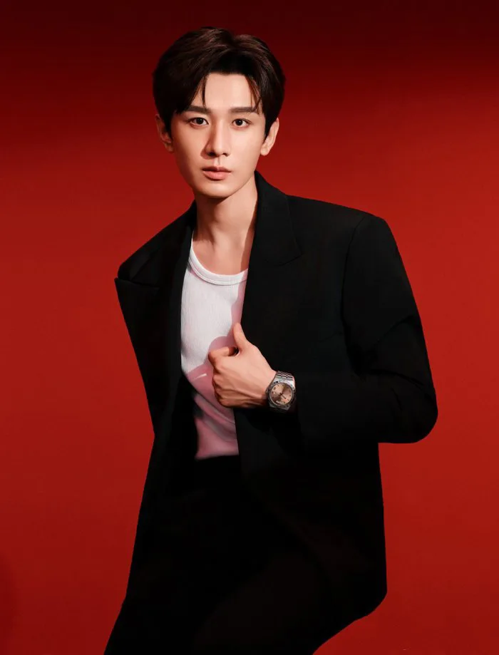 Thành Nghị trở thành người phát ngôn thương hiệu cho Tudor | Harper's  Bazaar Việt Nam