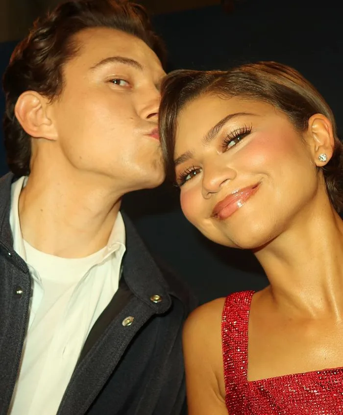 Tom Holland, Zendaya: Yêu từ màn ảnh đến đời thực - Báo VnExpress Giải trí