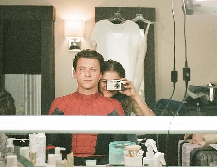 Tom Holland, Zendaya: Yêu từ màn ảnh đến đời thực - Báo VnExpress Giải trí