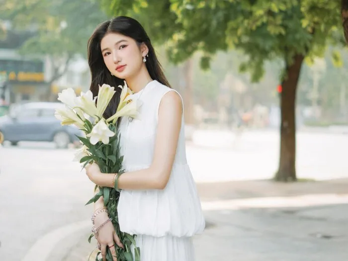 Chân dung mỹ nhân 2k6 hút triệu view khi thi người mẫu: Đối thủ nhan sắc  với con gái Quyền Linh, được bố rèn làm Hoa hậu