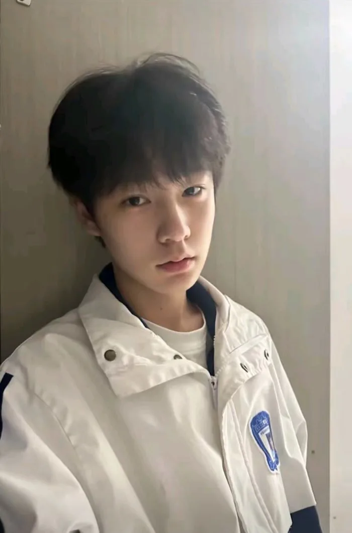 688+ Ảnh Trai Đẹp 2K7 Ngầu Với Gu Thời Trang Nổi Bật - Thưởng Thức Âm Nhạc  Hello - Trung Tâm Hello