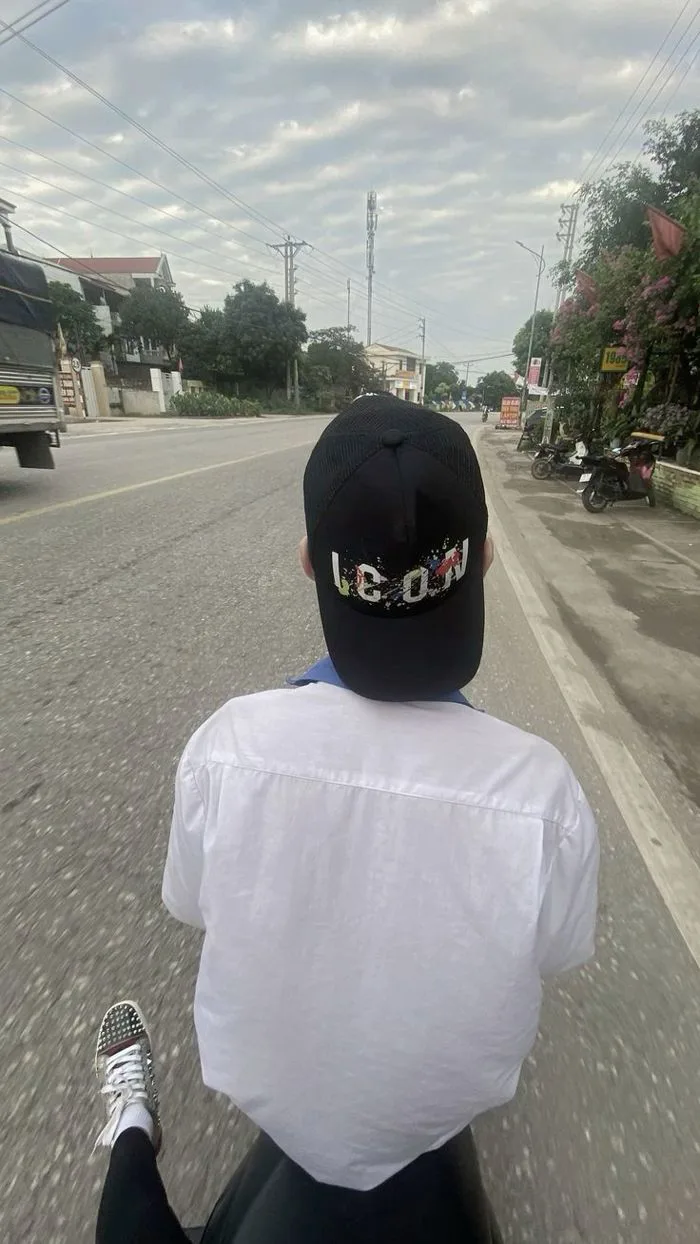 Anh trai 2k8 | Ảnh trai 2k8 che mặt, Boy phố, Trai dep