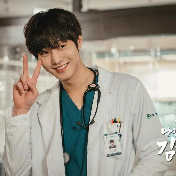 Những bác sĩ đẹp trai nhất trong K-Drama - BlogAnChoi