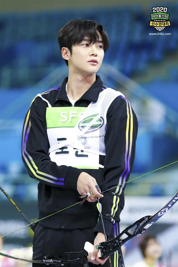 Vắng Tzuyu (TWICE), mỹ nam SF9 khiến fan điên đảo khi kế thừa ngôi 