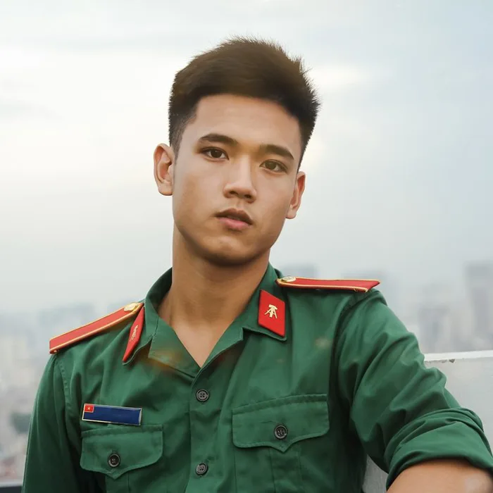Hotboy 9X trường quân sự “siêu cấp đẹp trai” lại còn lắm tài lẻ khiến hội  chị em điêu đứng: Liêm sỉ gì tầm này nữa!
