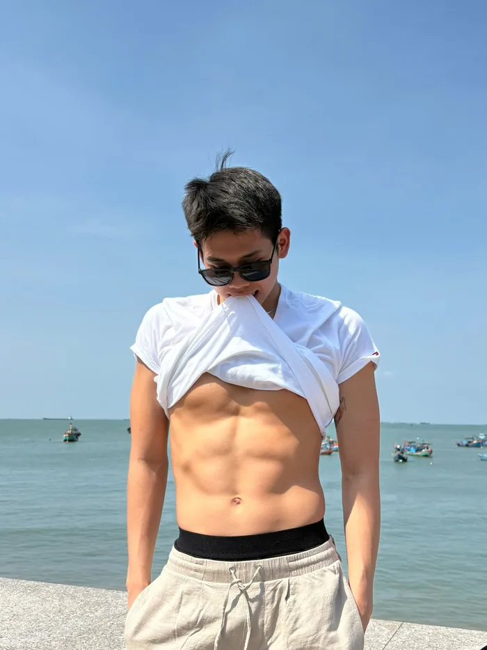 Ảnh hiếm visual đời thường sáng bừng của 
