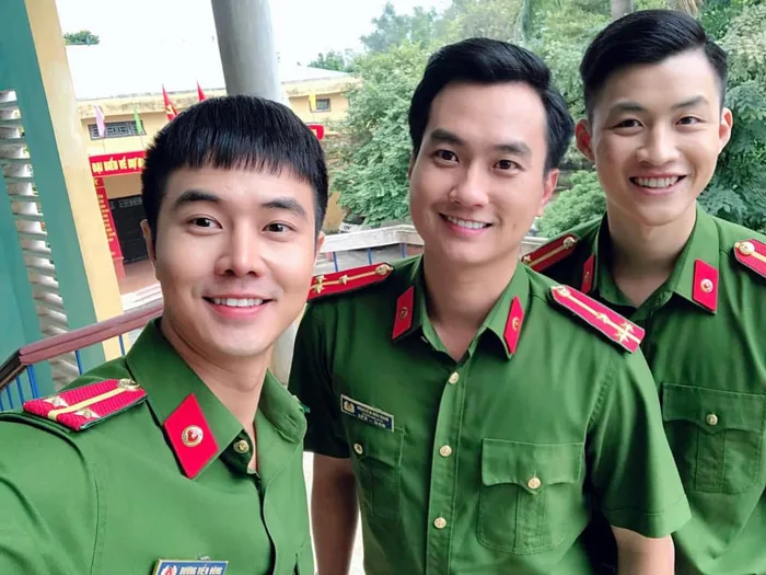 3 anh công an Phố Trong Làng: Tài giỏi đẹp trai, tình duyên viên mãn