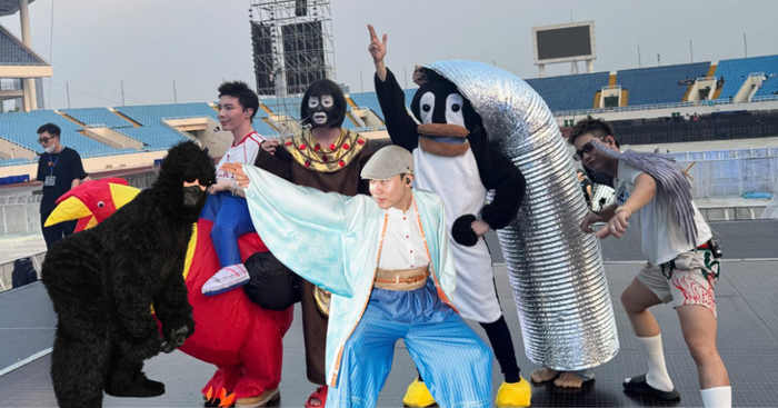 Dàn 'Anh trai say hi' cosplay 'cực lầy' trong đêm diễn cuối - Tuổi Trẻ  Online