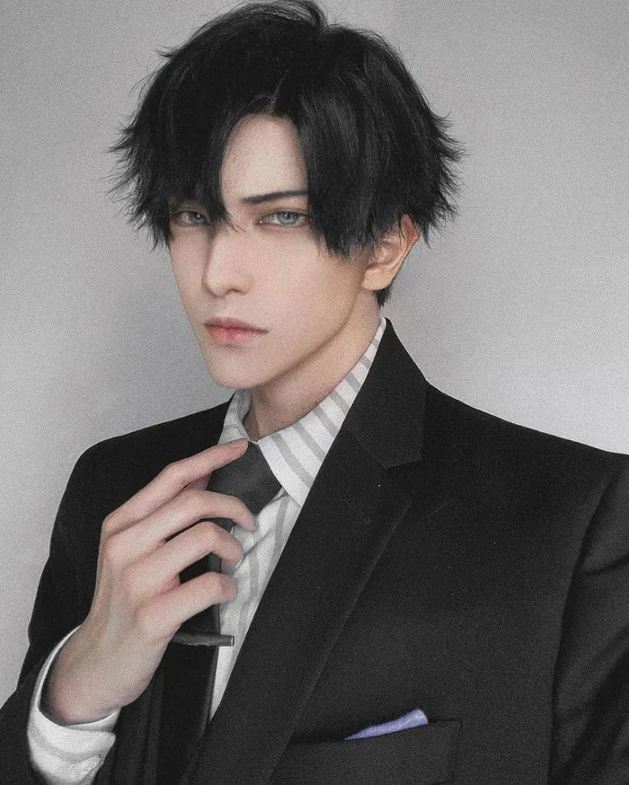 Nữ cosplay cao 1m75, hóa loạt 'nam thần' đình đám 'đốn tim' chị em vì quá đẹp  trai