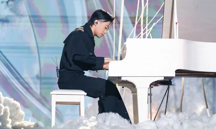 Nghệ sĩ piano gốc Việt trình diễn tại 'Tinh hà say hi' - Báo VnExpress Giải  trí