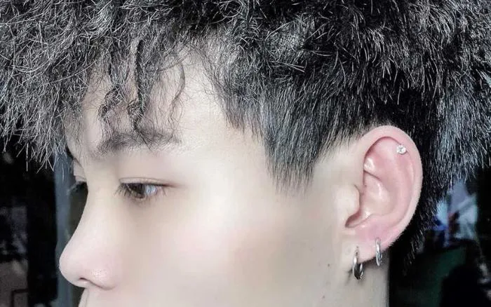 Con trai nên xỏ khuyên tai nam ở vị trí nào cá tính nhất? Thế Giới Xỏ Khuyên - Piercing World Con trai nên xỏ khuyên tai nam ở vị trí nào cá tính nhất? Thế Giới Xỏ Khuyên - Piercing World
