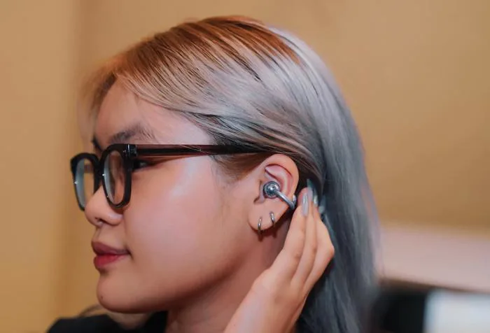 Khám phá tai nghe không dây Huawei FreeClip