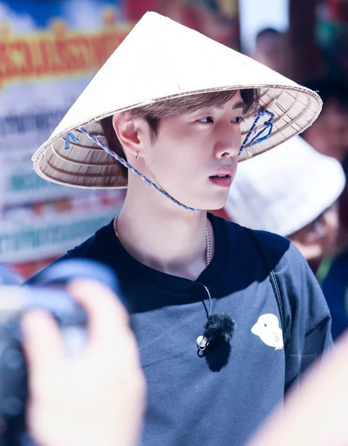 anh-trai-dep-doi-non-la-1
