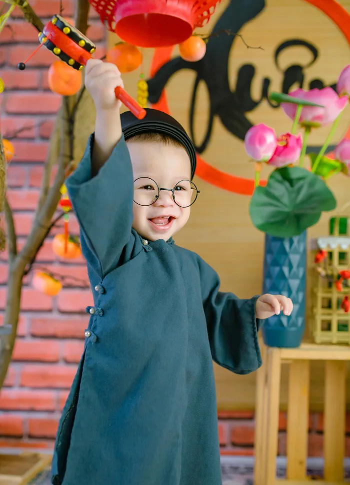 Bé trai 2 tuổi 