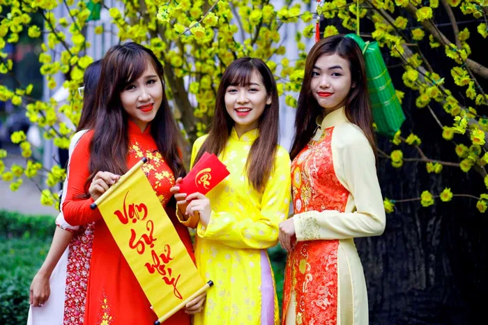 1001 cách tạo dáng chụp ảnh Tết khi du Xuân cùng hội bạn thân