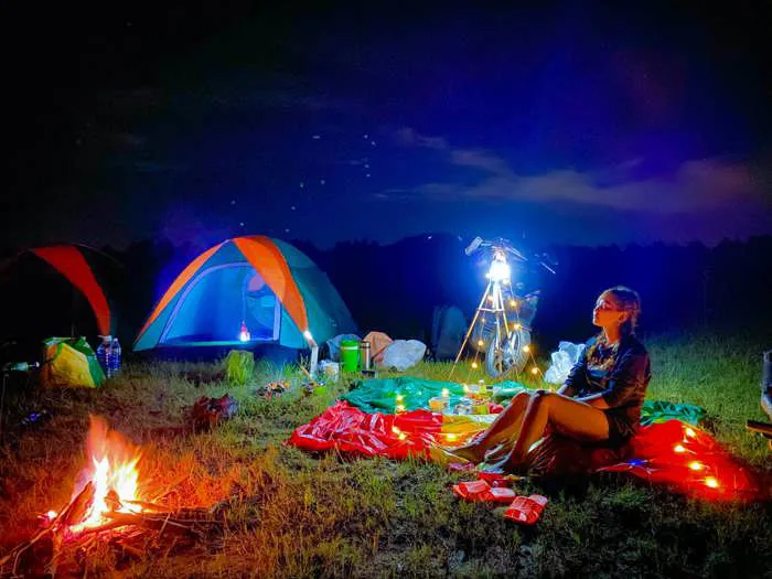 Đốt lửa trại cuối năm và những điều bạn cần ghi nhớ - WonderTour - Thương  hiệu du lịch hàng đầu