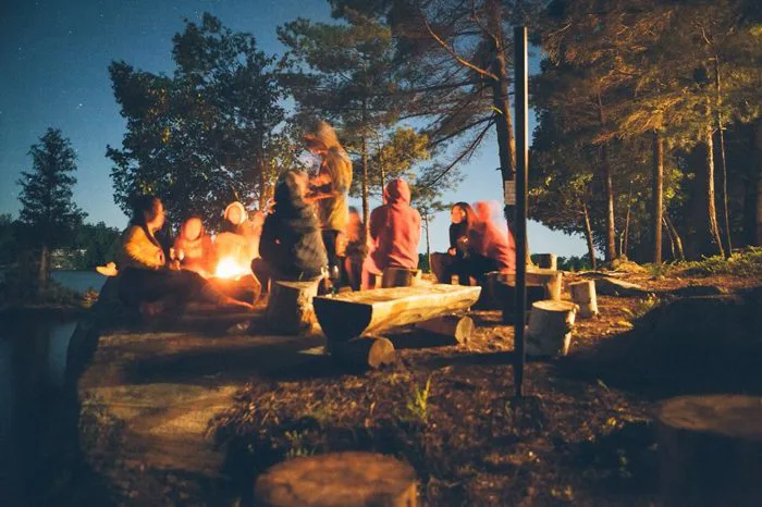 Ngũ Long Công Chúa: Lưu ý an toàn đốt lửa trại khi cắm trại giữa rừng - To  Ong Adventure