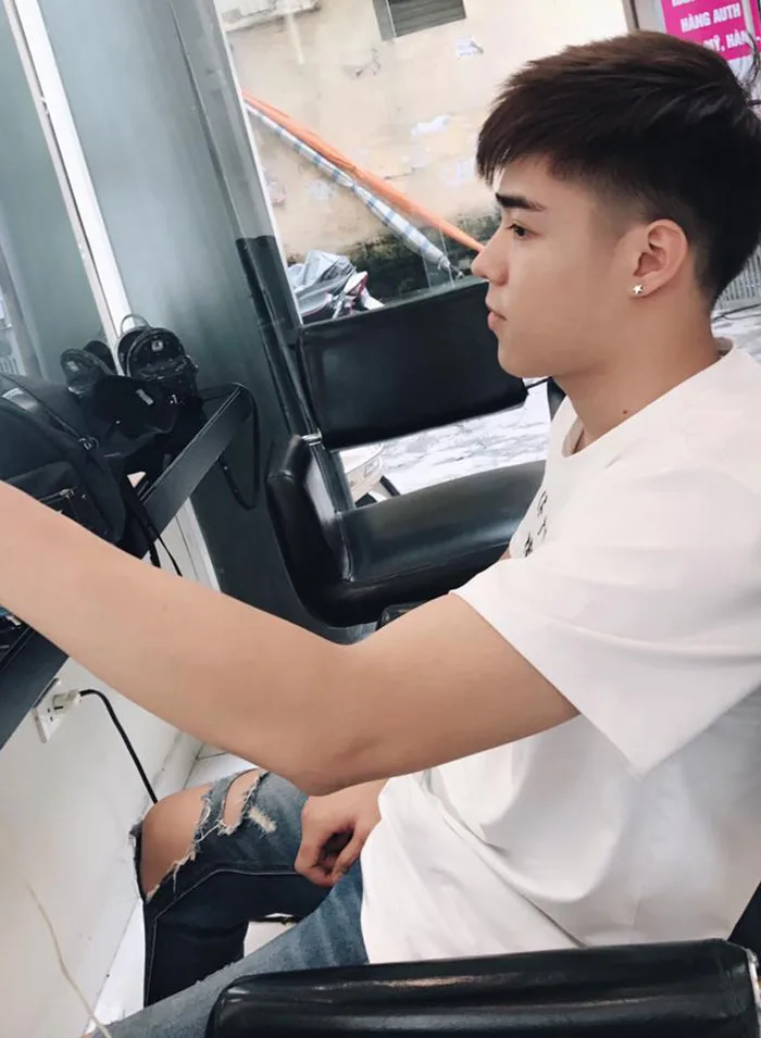 Con trai Việt có thiếu gì người sở hữu góc nghiêng siêu thần thánh!