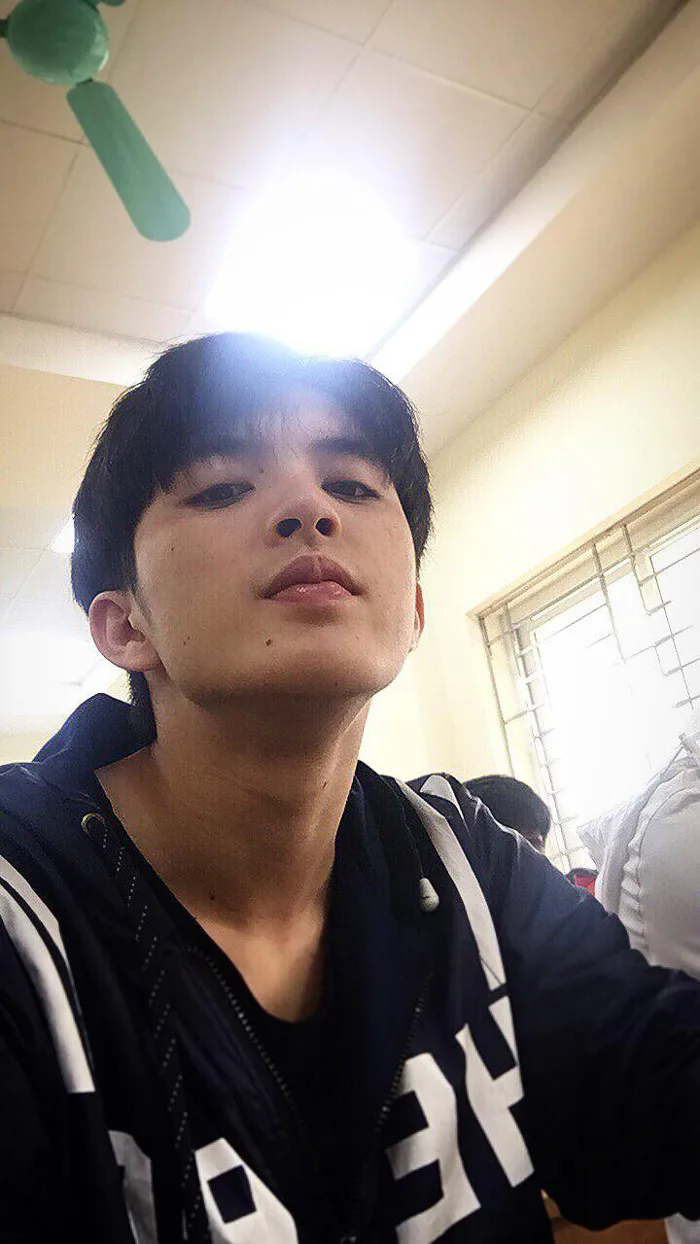 Đứng hình