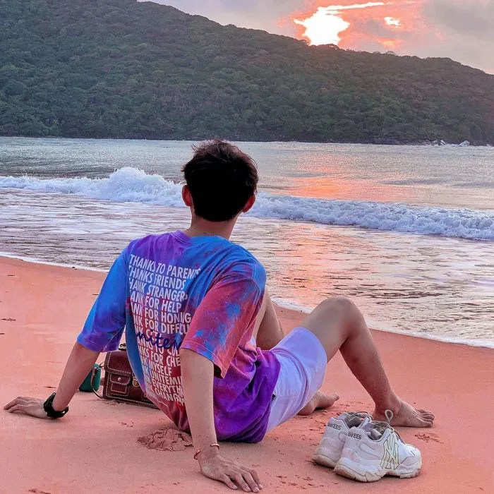 Ngắm hoàng hôn trên Côn Đảo cùng blogger điển trai Win Đi