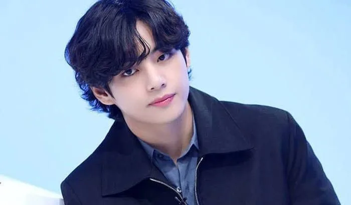 V BTS sở hữu gương mặt tỉ lệ vàng với vẻ đẹp trai siêu thực