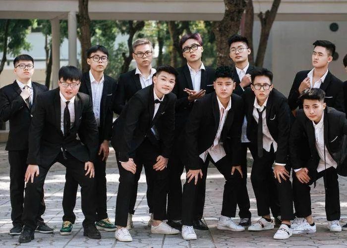 99+ Cách chụp ảnh kỷ yếu đẹp, đơn giản, dễ thực hiện