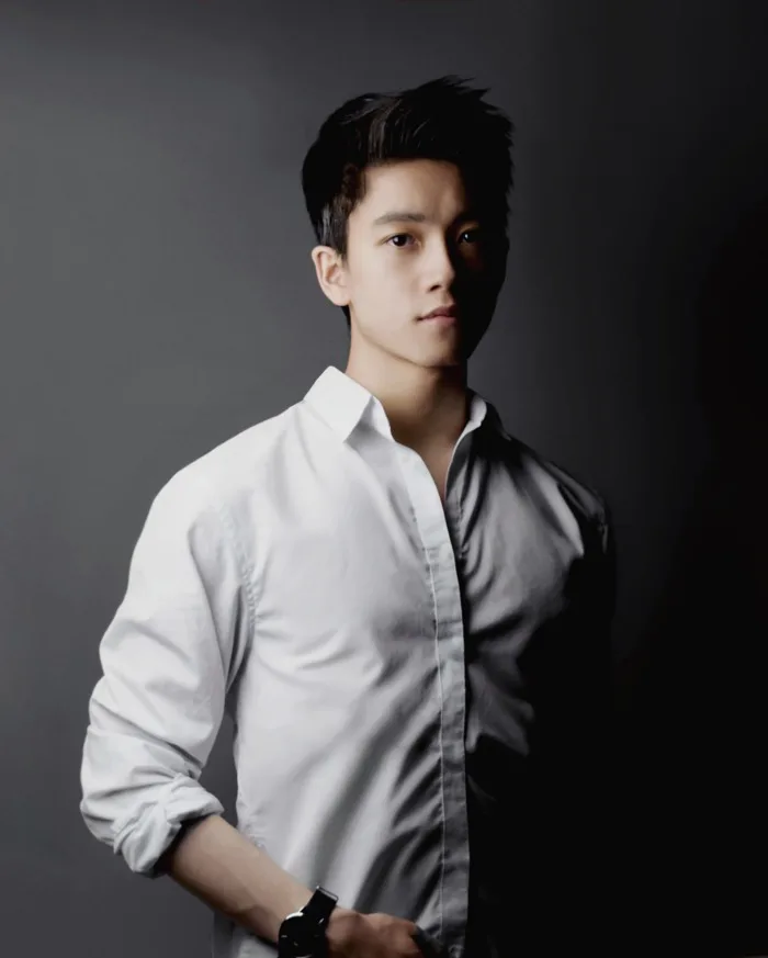Hotboy học giỏi, con nhà giàu được Google, Apple mời làm việc