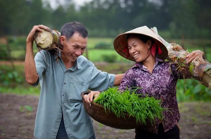 Những khoảnh khắc đẹp khi đàn ông Việt giúp vợ làm việc nhà | Báo Dân trí