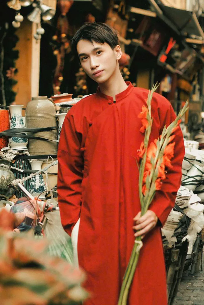 Những chàng trai mê áo dài
