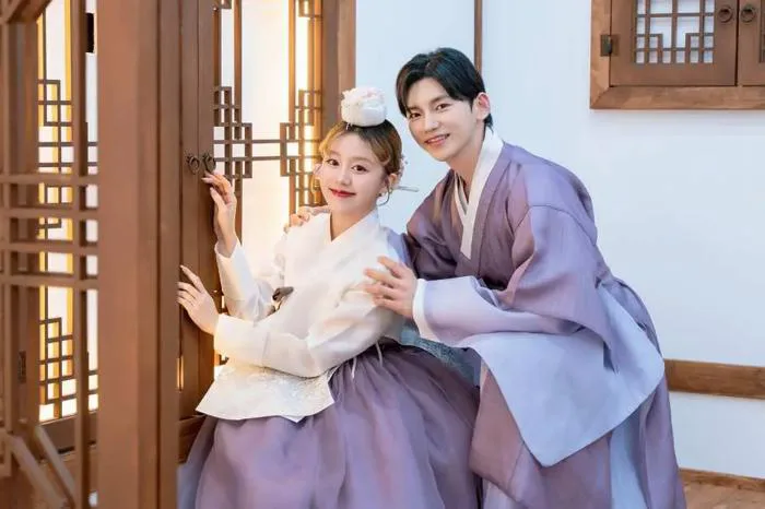 Chụp ảnh Hanbok tại cung điện Changdeokgung, Seoul - KKday