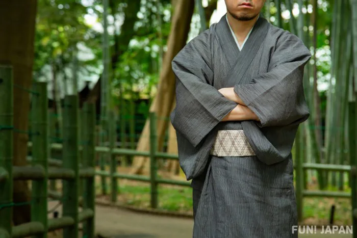 Sự khác biệt giữa kimono và yukata là gì? Khi nào thì mặc kimono trắng và  đen?