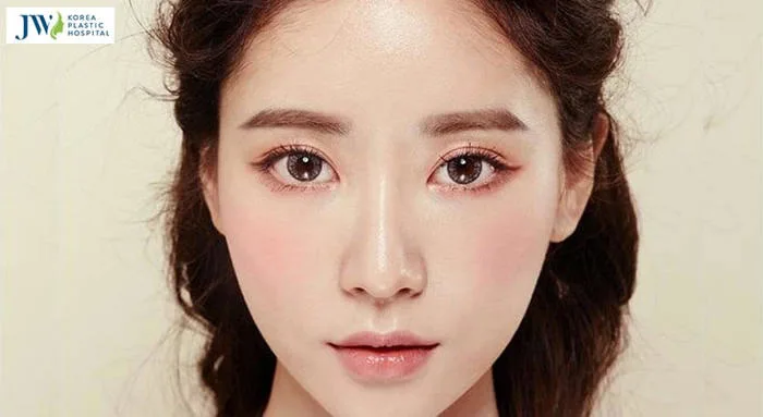Mắt 2 mí là đẹp hay xấu? Tướng mắt 2 mí có tốt không? Mắt 2 mí là đẹp hay xấu? Tướng mắt 2 mí có tốt không?