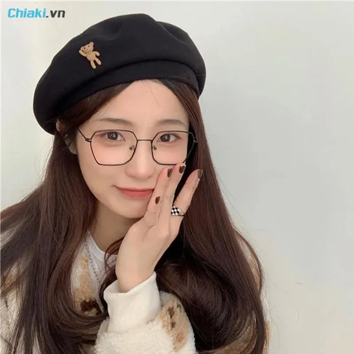 Cách đội mũ nồi beret đẹp, không bị rơi giúp ăn điểm nhan sắc