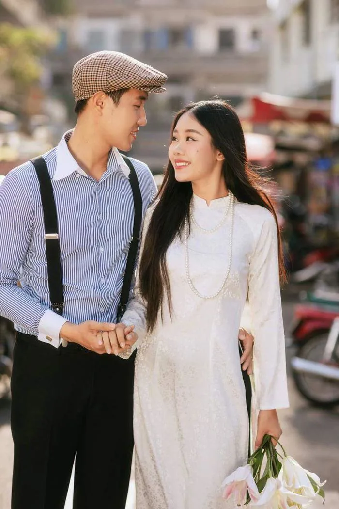 10 đơn vị uy tín chụp hình couple Tết ngoại cảnh đẹp tại HCM năm 2025