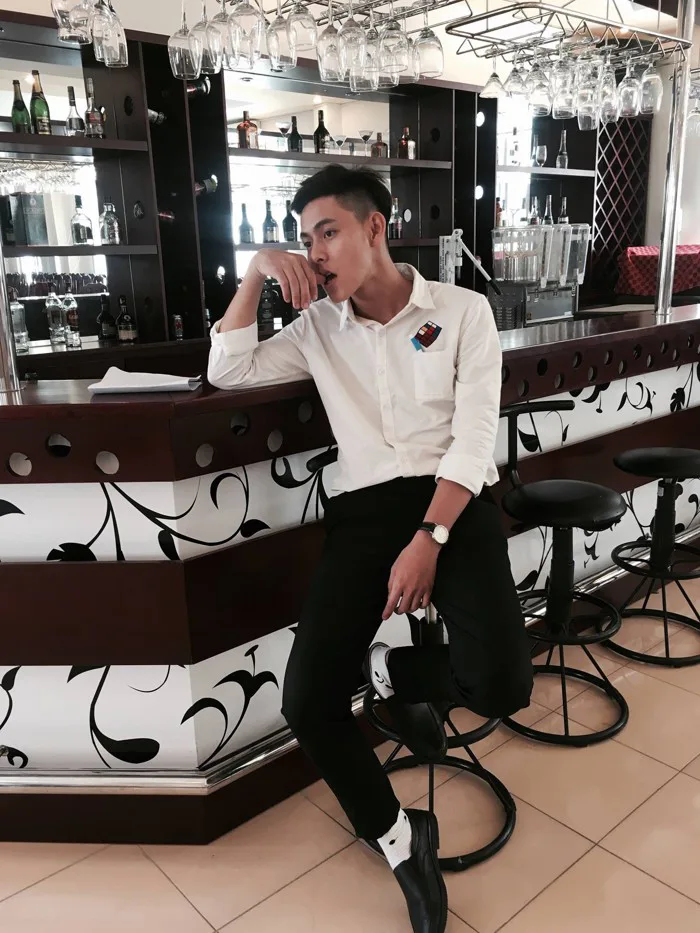Đã tìm ra danh tính của trai đẹp 