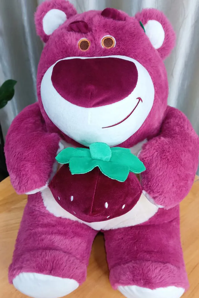 GẤU BÔNG GẤU LOTSO ÔM TRÁI DÂU