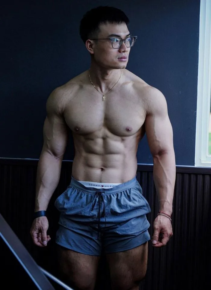 50+ ảnh trai đẹp 6 múi tập gym khoe cơ bụng sắc nét như tạc