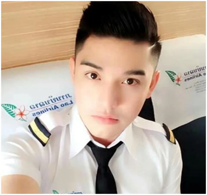 Những nam phi công 