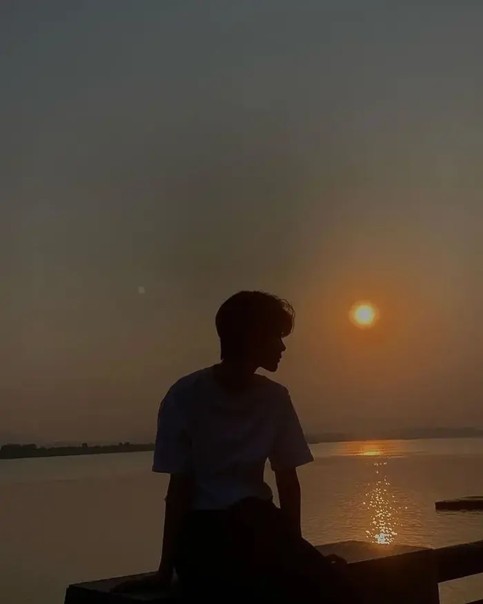 Những ý tưởng avatar chụp sau lưng đẹp và ấn tượng