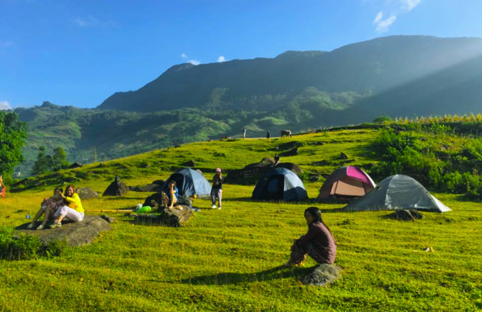 Tour Cắm Trại Ngắm Thảo Nguyên Ông Phử Đẹp Nhất Ở Sapa