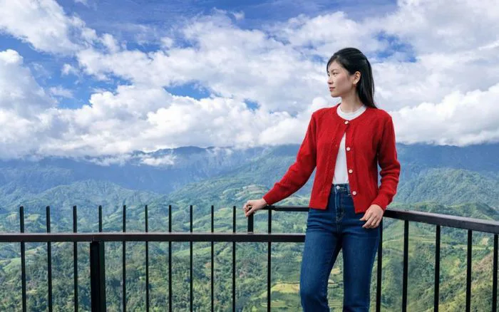 Đi Sapa Mặc Gì Chụp Ảnh Đẹp? 15+ Gợi Ý Hữu Ích Phối Đồ Đi Sapa