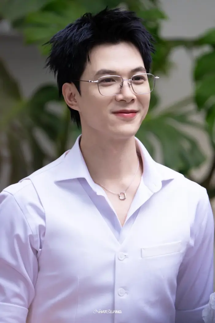 Tuyển chọn ảnh trai mặc áo sơ mi trắng cuốn hút 2026